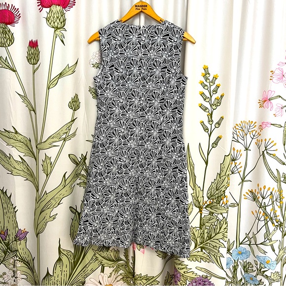 Sleeveless Black and White Floral Pattern Brooks Brothers Midi Dress - Size 4 - Picture 2 of 8